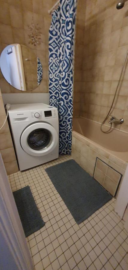 Cosy Apartment Near The Beach And City Center Oostende Eksteriør billede