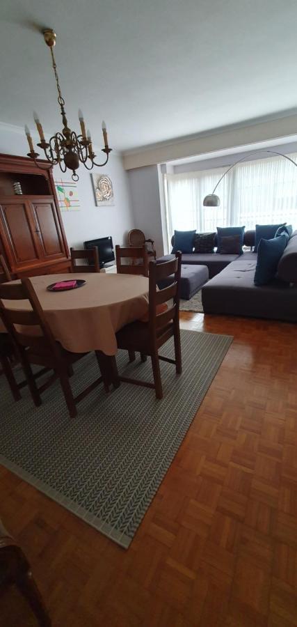 Cosy Apartment Near The Beach And City Center Oostende Eksteriør billede